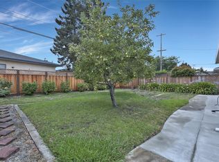 2658 Hampton Ave, Redwood City, CA 94061