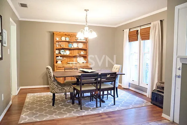662 Ridgewood Dr — Photo 8
