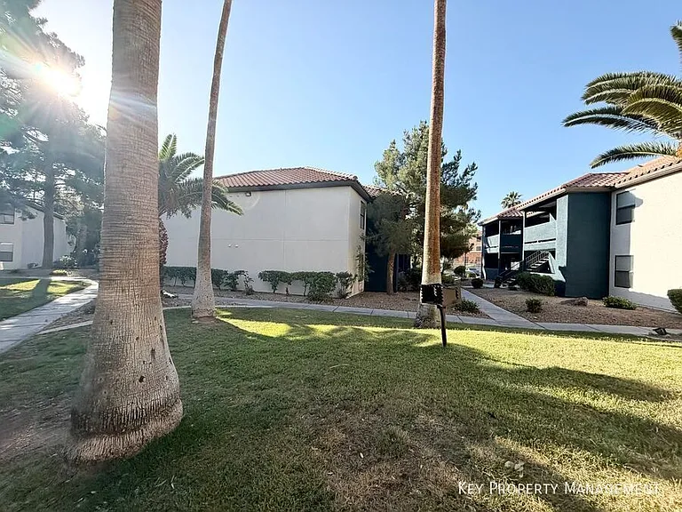 3135 S Mojave Rd #153 — Photo 14