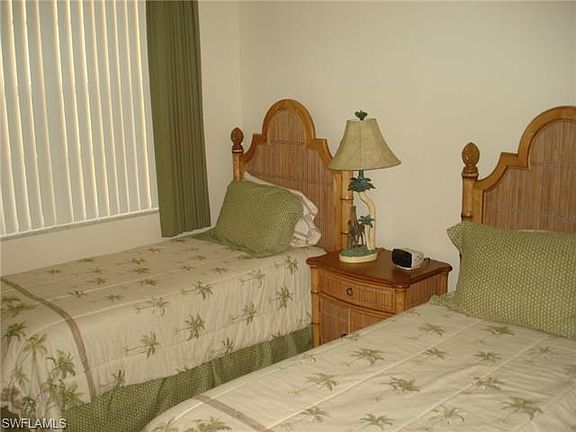 4th image of 4873 Hampshire Ct APT 105