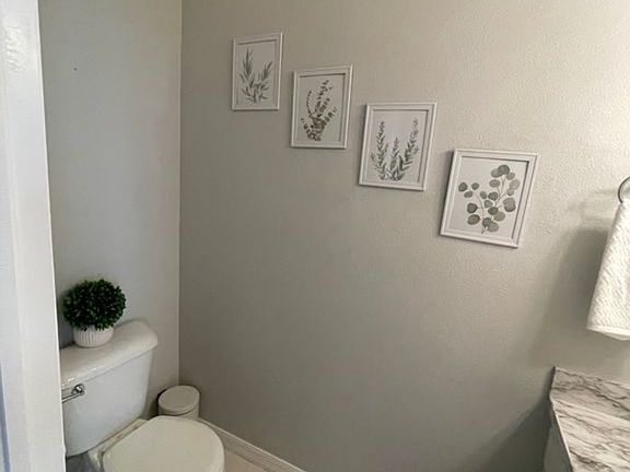 5th image of 12733 Sunland Ct