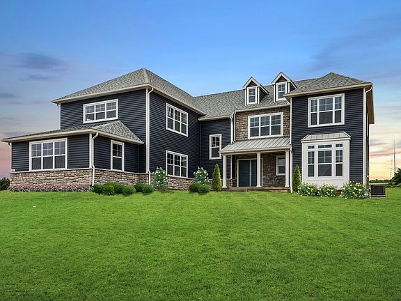 Maverick Traditional Exterior