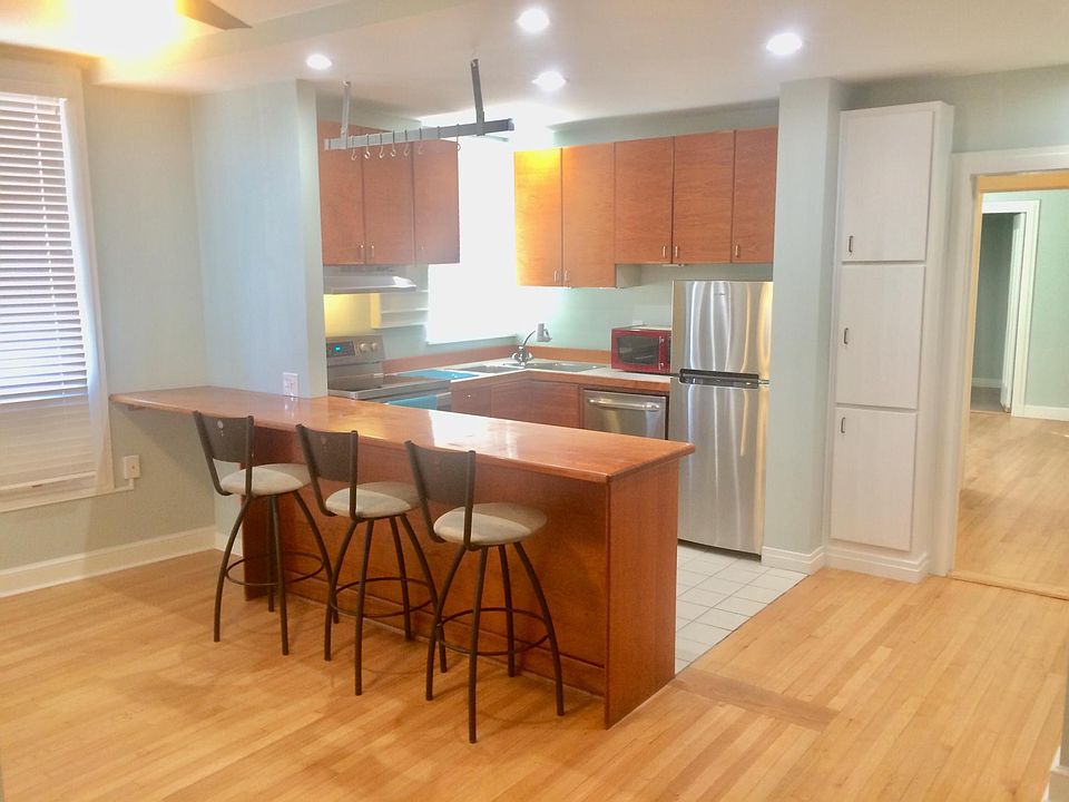 1st image of 29 S State St #414-415