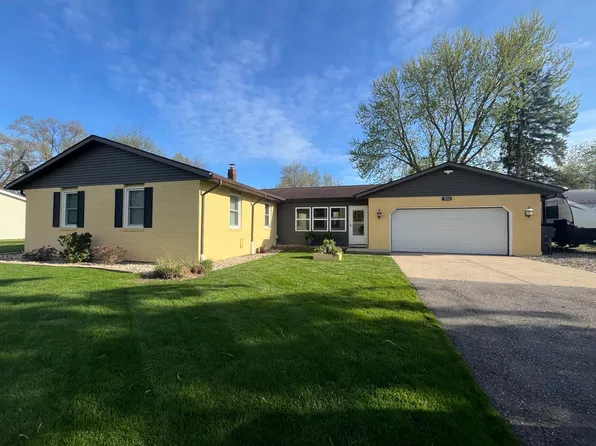 5934 Diane Dr, Berrien Springs, MI 49103