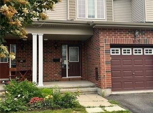 152 Challenge Cres, Ottawa, ON K4A 0T9