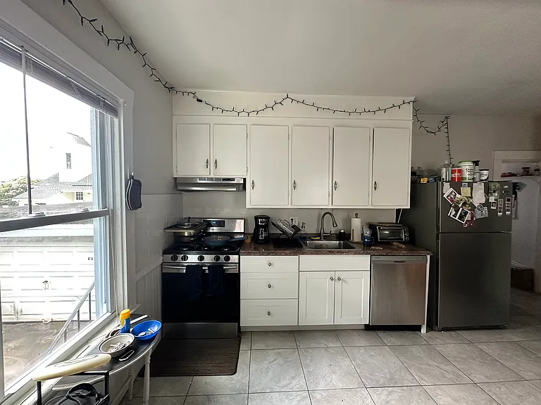 51 College Ave #1 — Photo 13