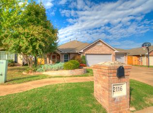 2116 Fair Meadow Dr, Edmond, OK 73003