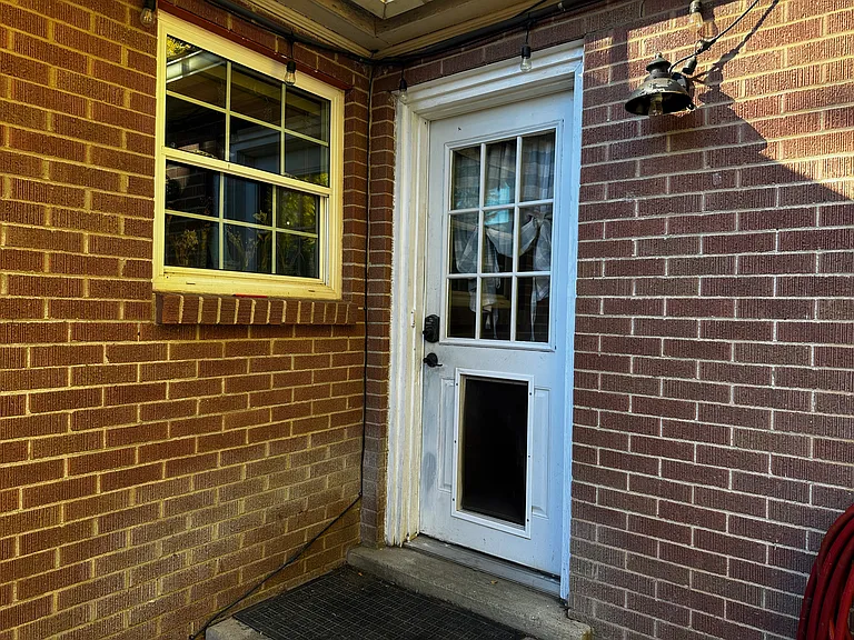 Backyard private entrance