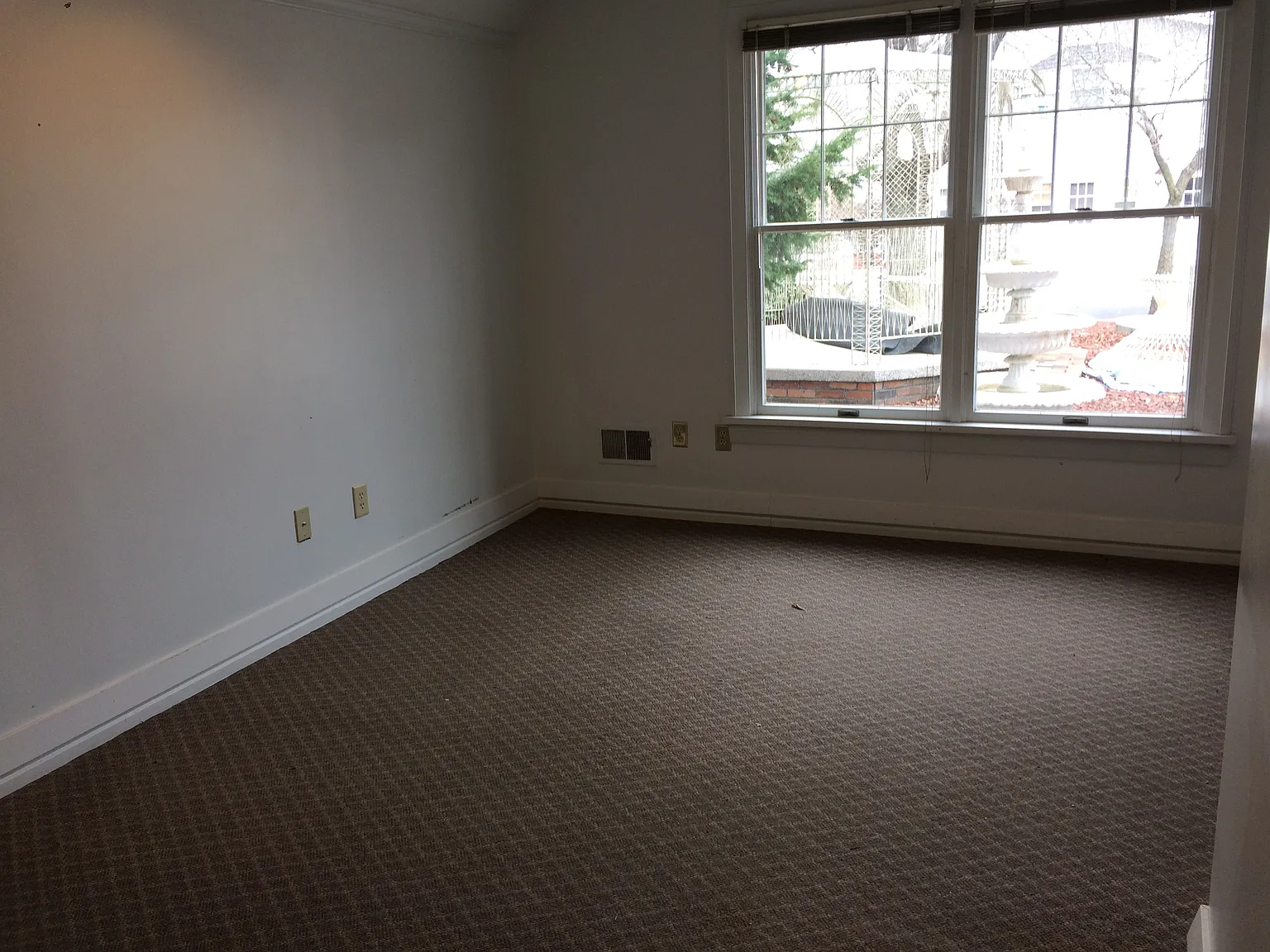 1406 3rd Ave — Photo 3