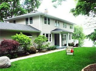 440 N Spangler Dr, Decatur, IL 62521