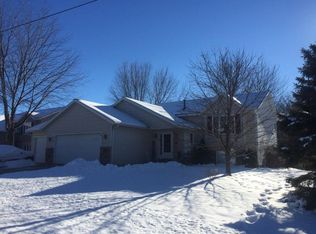 14 9th St NW, Byron, MN 55920