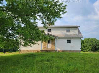 1138 Little Lefthand Rd, Amma, WV 25005