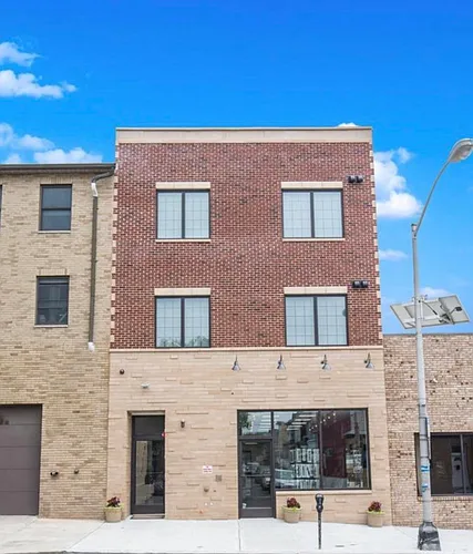 258 Broadway Photo 1