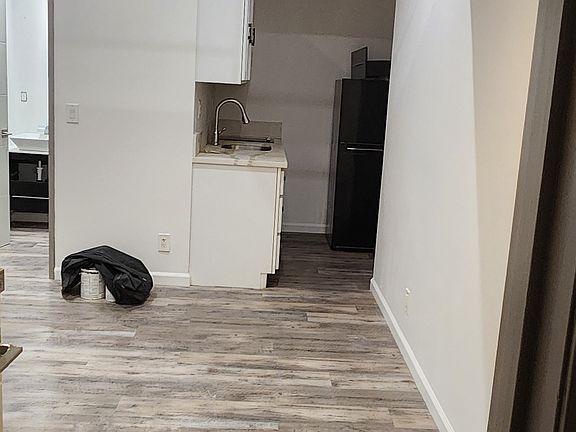 5th image of 48 Saint Joseph Ave #B