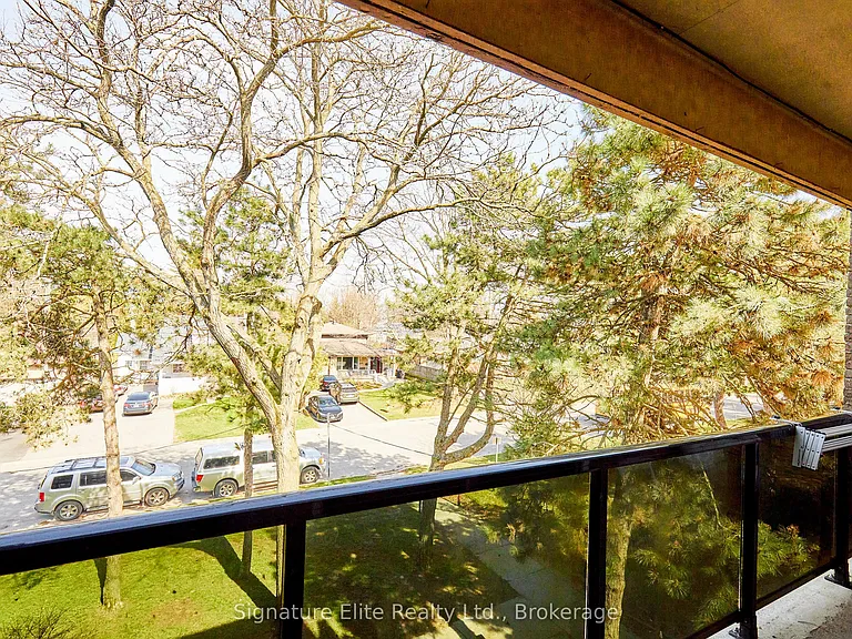 50 Scarborough Golf Club Rd #124 — Photo 8