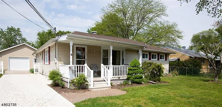 6 Oak Landing Rd photo 1