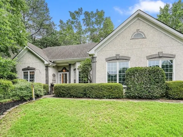 1313 Amberwood Dr, Woodstock, GA 30189