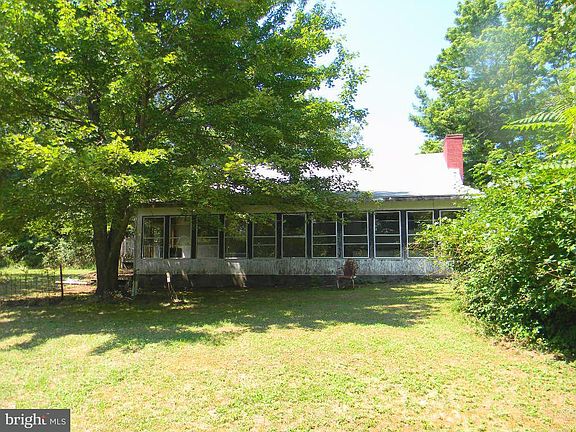 2nd image of 27 Byers Ln