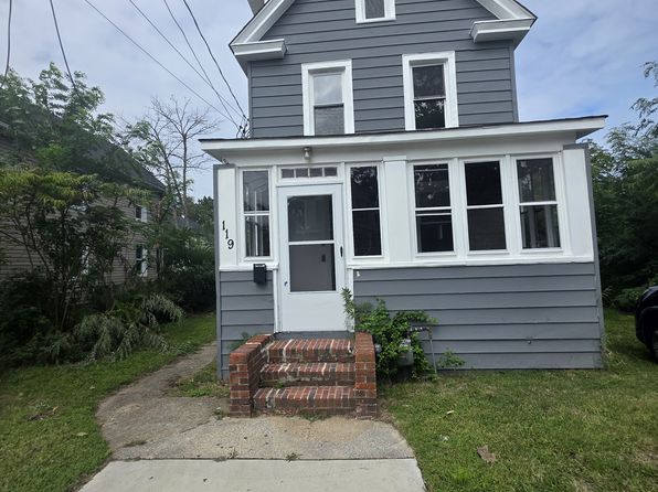 119 W Washington St