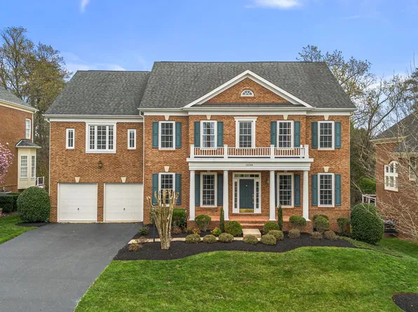 18344 Mid Ocean Pl, Leesburg, VA 20176