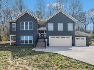 66 Summerset Dr, Kalamazoo, MI 49009