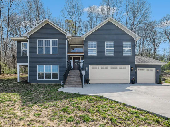 66 Summerset Dr, Kalamazoo, MI 49009