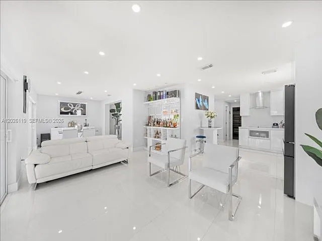 15341 SW 36th St — Photo 14