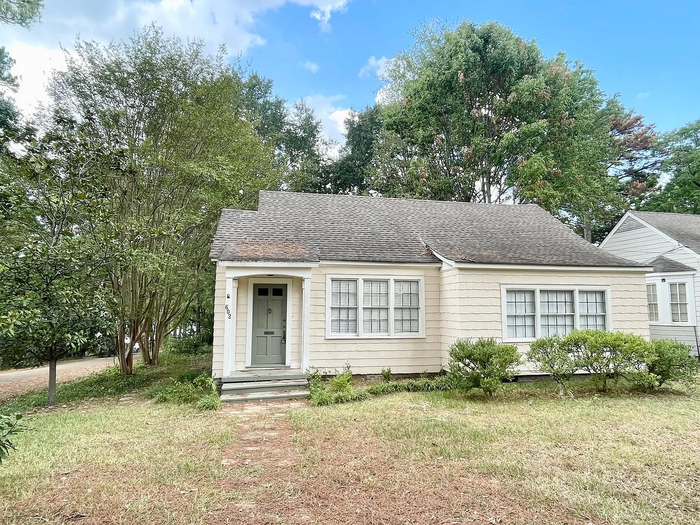 2 Bed/ 1 Bath Home in Fondren for Rent! — Photo 2