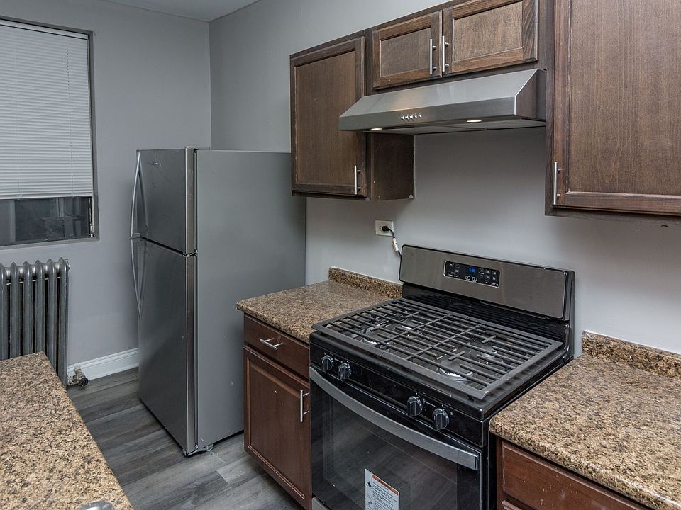 1st image of 7436 S Kingston Ave #7446-2N