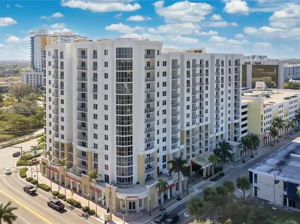 1830 Radius Dr #418, Hollywood, FL 33024