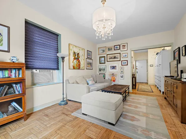 1175 Anderson Avenue image 2 of 6
