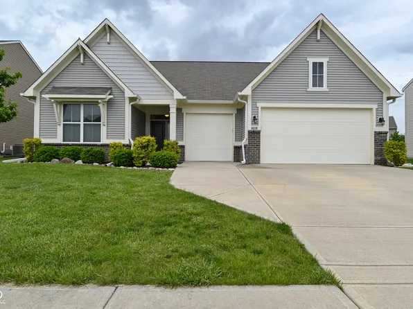 1356 Preserve Ct, Greenwood, IN 46143