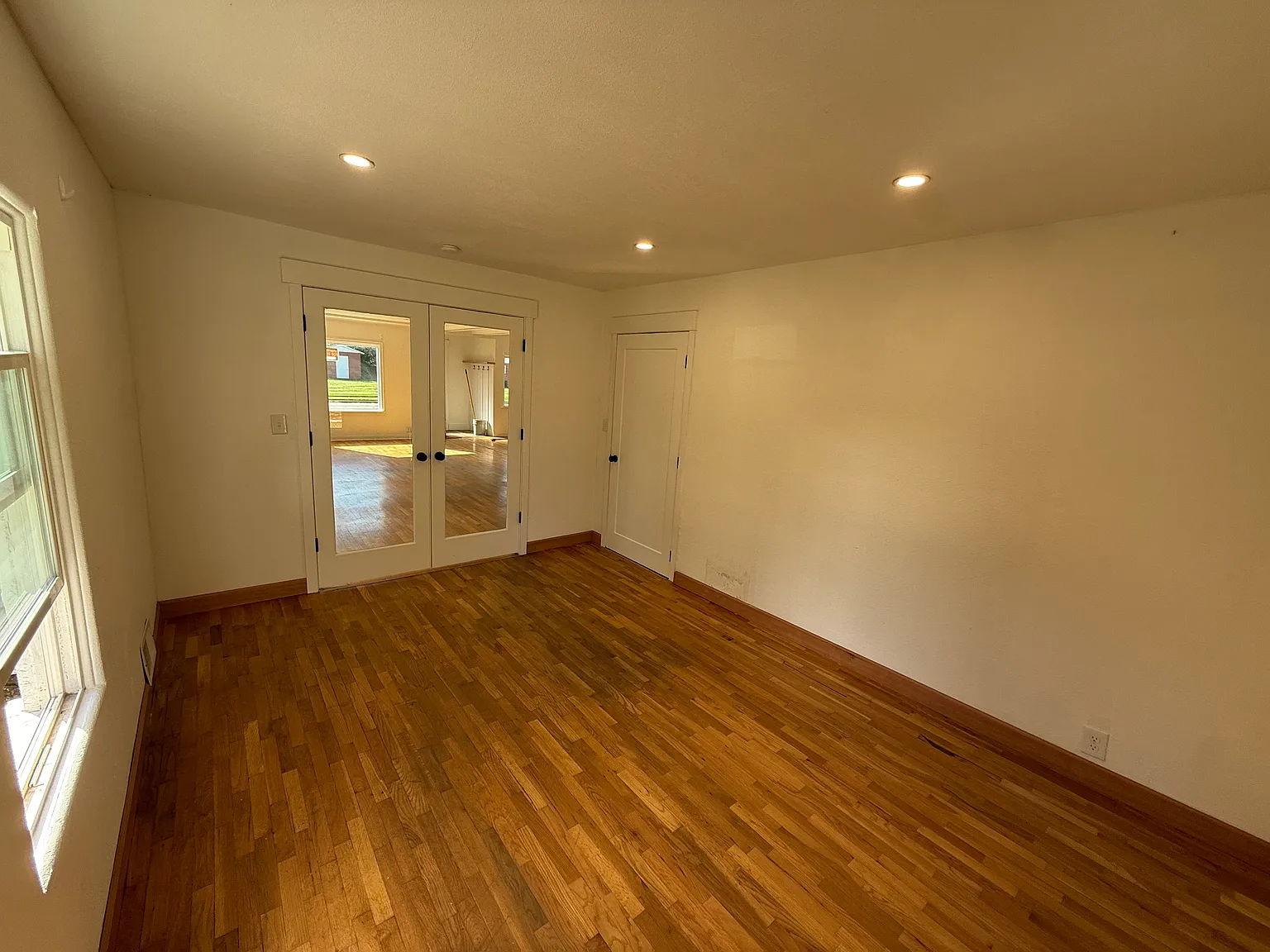 3 bed, 1475 sqft, $2,300 — Photo 4