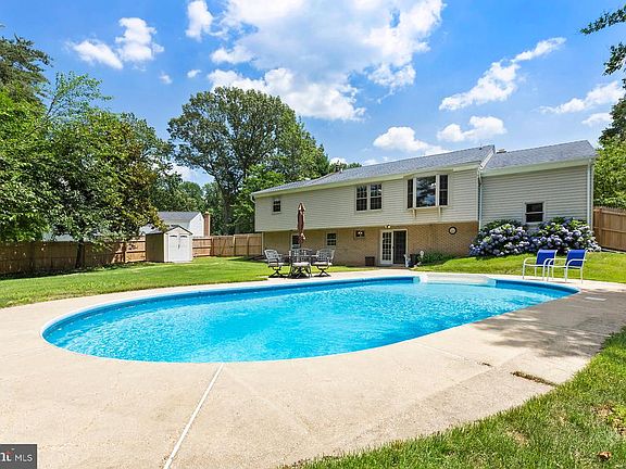4th image of 39608 Mason Dr