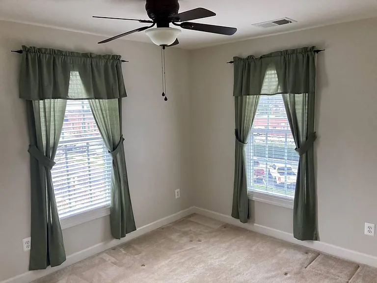 848 W Glebe Rd — Photo 11