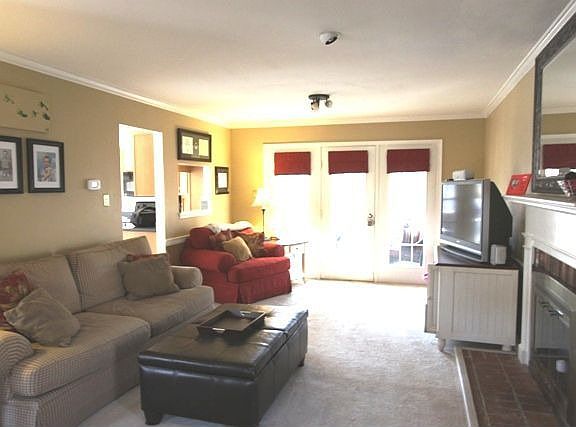 3rd image of 15486 Golf Club Dr