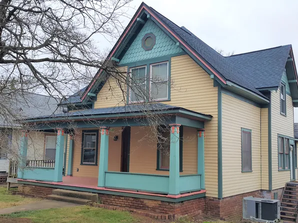 803 Phillips Ave APT 2, Knoxville, TN 37920