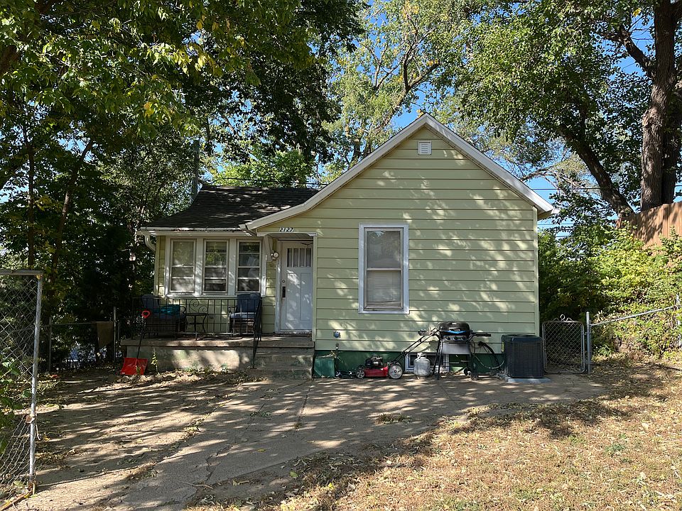 1st image of 2127 Heights Ave