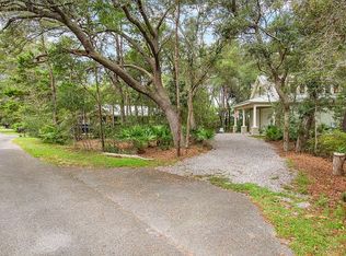 69 Apple Ct, Santa Rosa Beach, FL 32459
