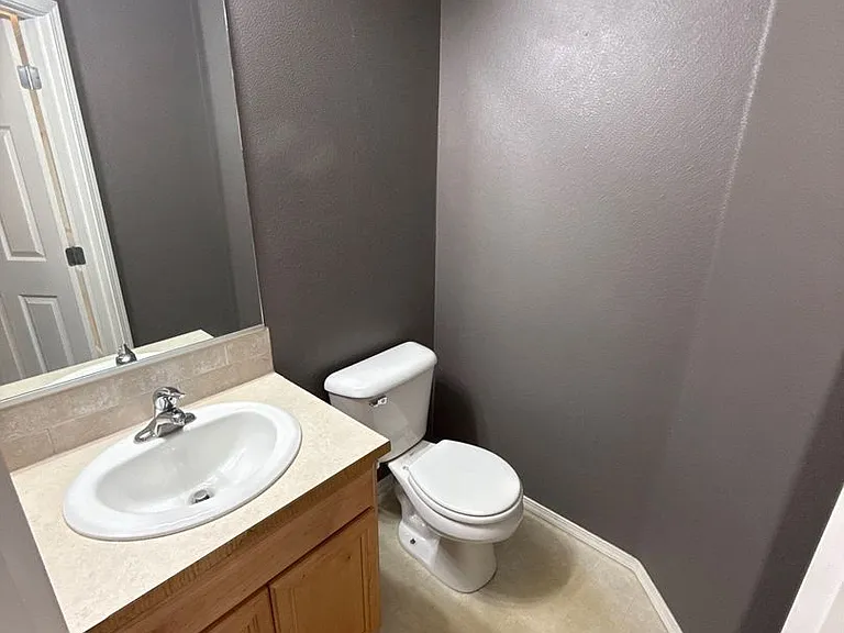 4105 Windy Ave NE — Photo 14