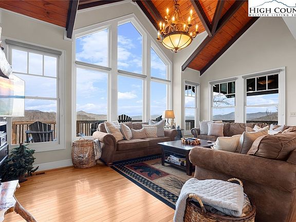4th image of 660 Ridge Haven Parkway #660