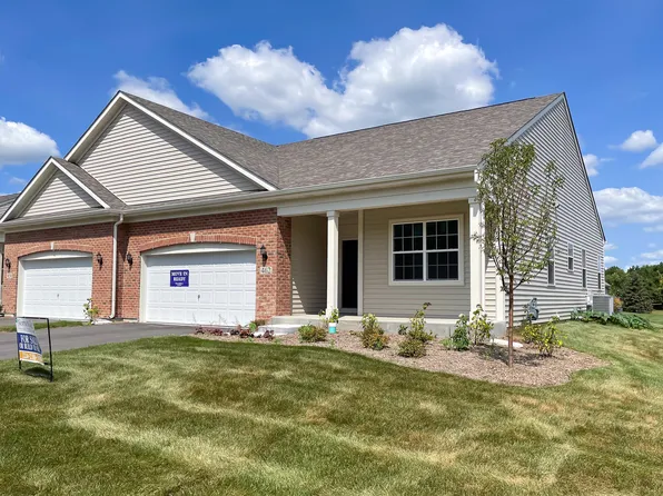 462 Fayetteville Ave, Gilberts, IL 60136