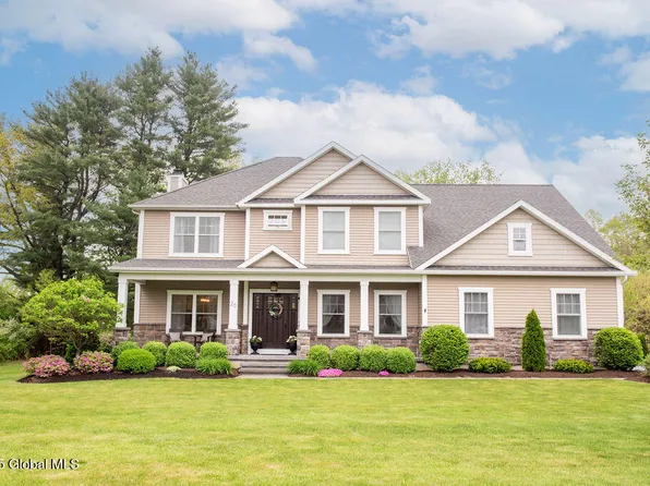 20 Bridgewater Court, Clifton Park, NY 12065