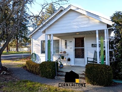 110 6th St, Phoenix, OR, 97535