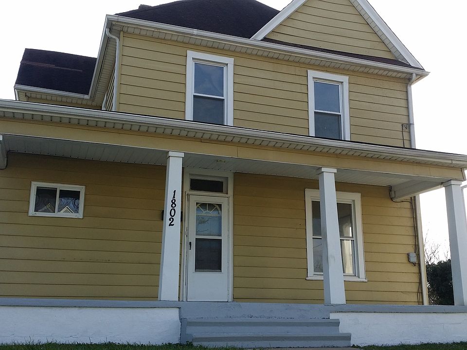 1st image of 1802 Moorman Ave NW