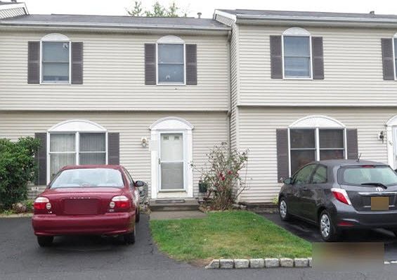 1st image of 37 Ossman Ct