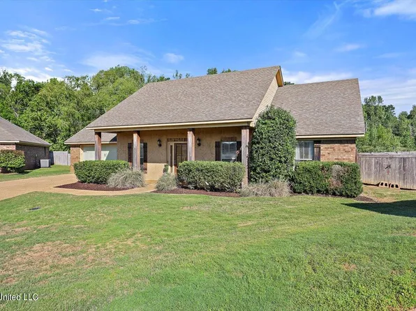 808 Clubhouse Dr, Pearl, MS 39208