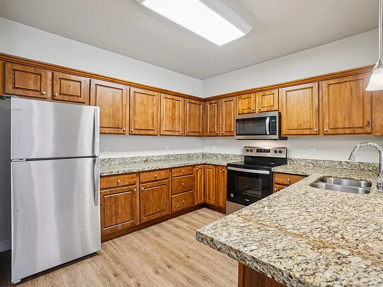 2x2 kitchen