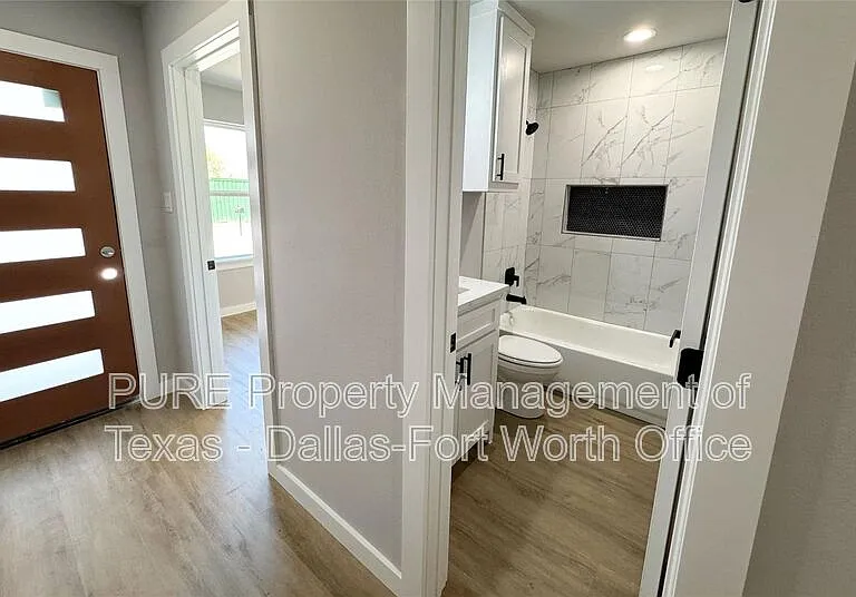 2015 Stuart St #A — Photo 3