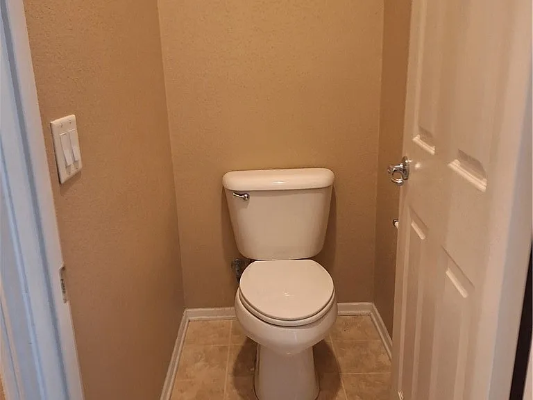 28410 Socorro St — Photo 12
